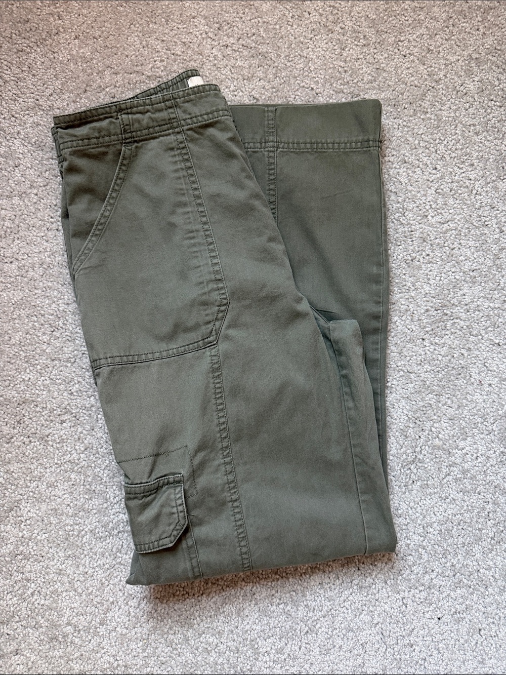 Abercrombie & Fitch Y2K Cargo Pants - Sage Green Women’s Size 28/6